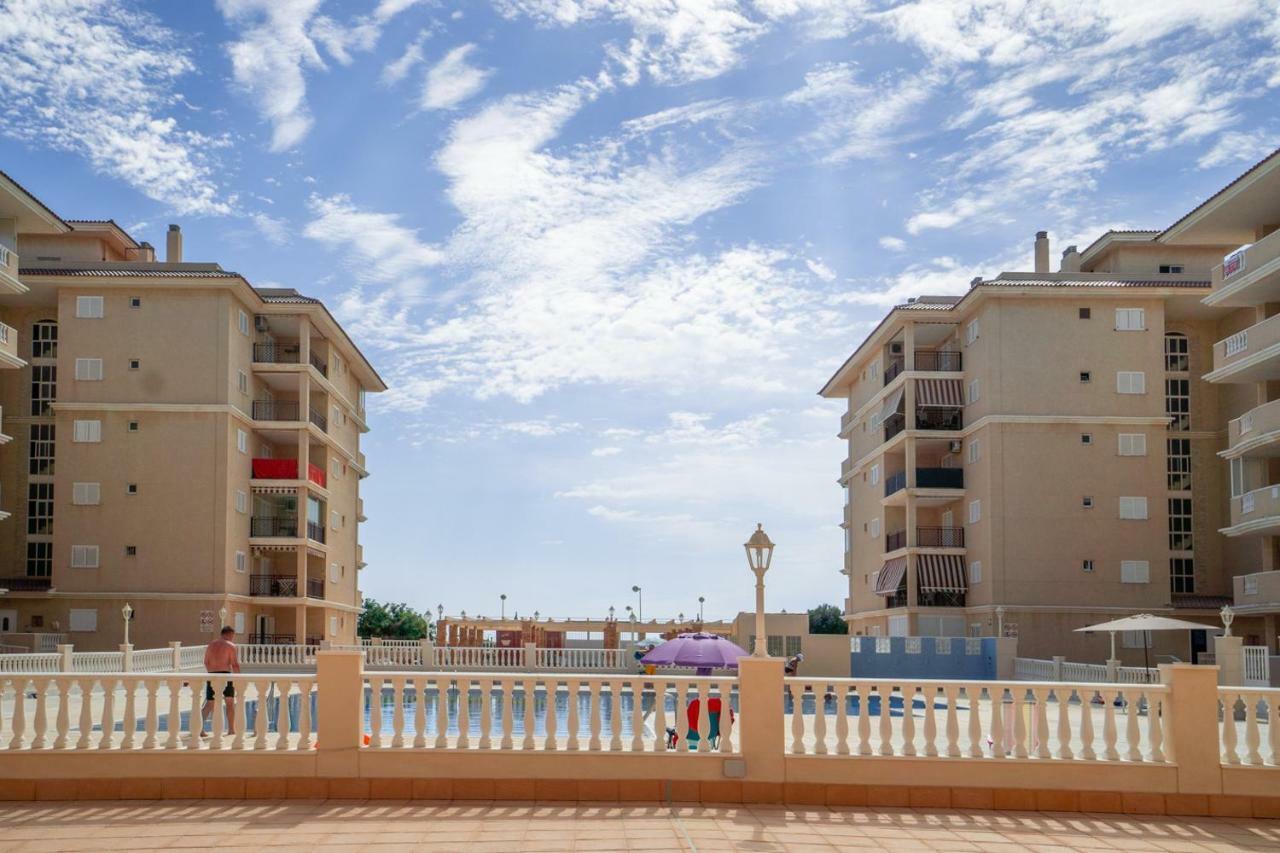 Apartment Sunny La Mata La Mata  Eksteriør bilde